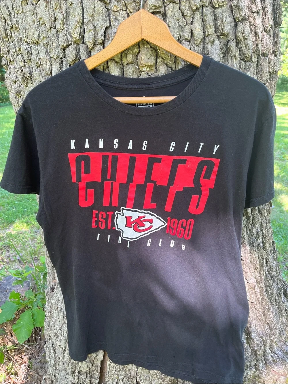 ⭐️NFL KC Chiefs Unisex T-Shirt in size M
